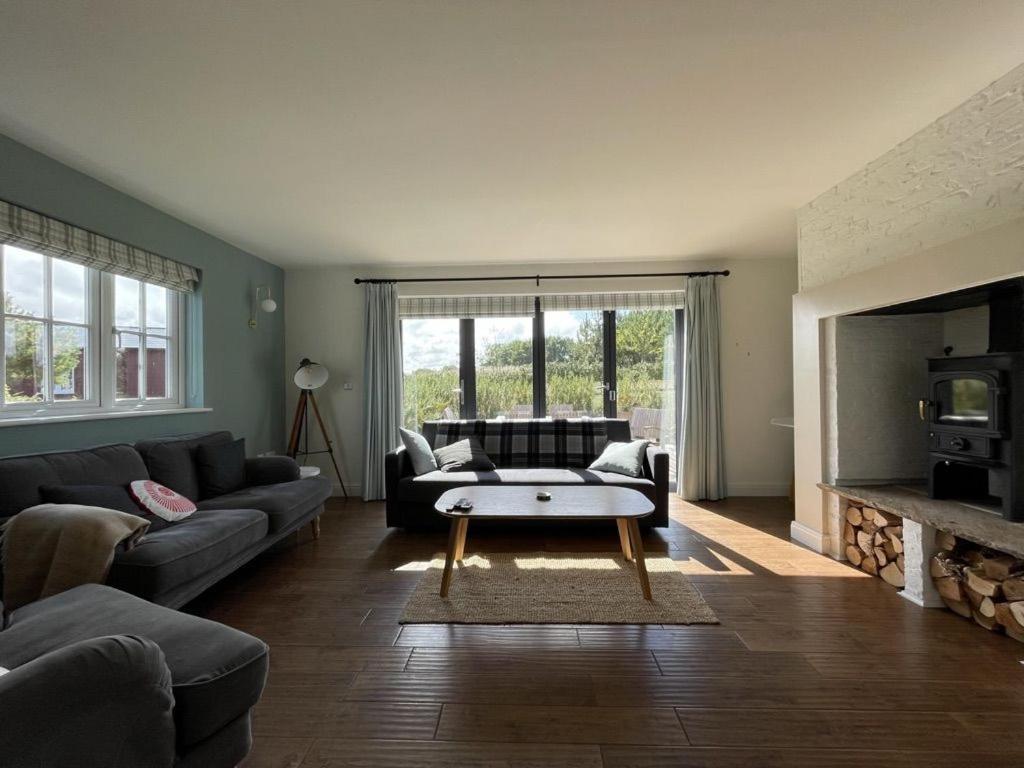 Caramel Cottage At The Bay Filey, Sleeps 6, 2 Dogs Welcome For Free Too المظهر الخارجي الصورة