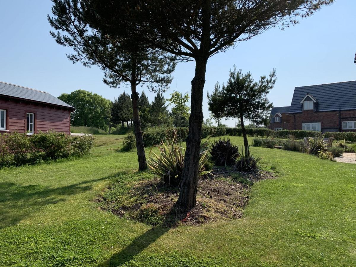 Caramel Cottage At The Bay Filey, Sleeps 6, 2 Dogs Welcome For Free Too المظهر الخارجي الصورة