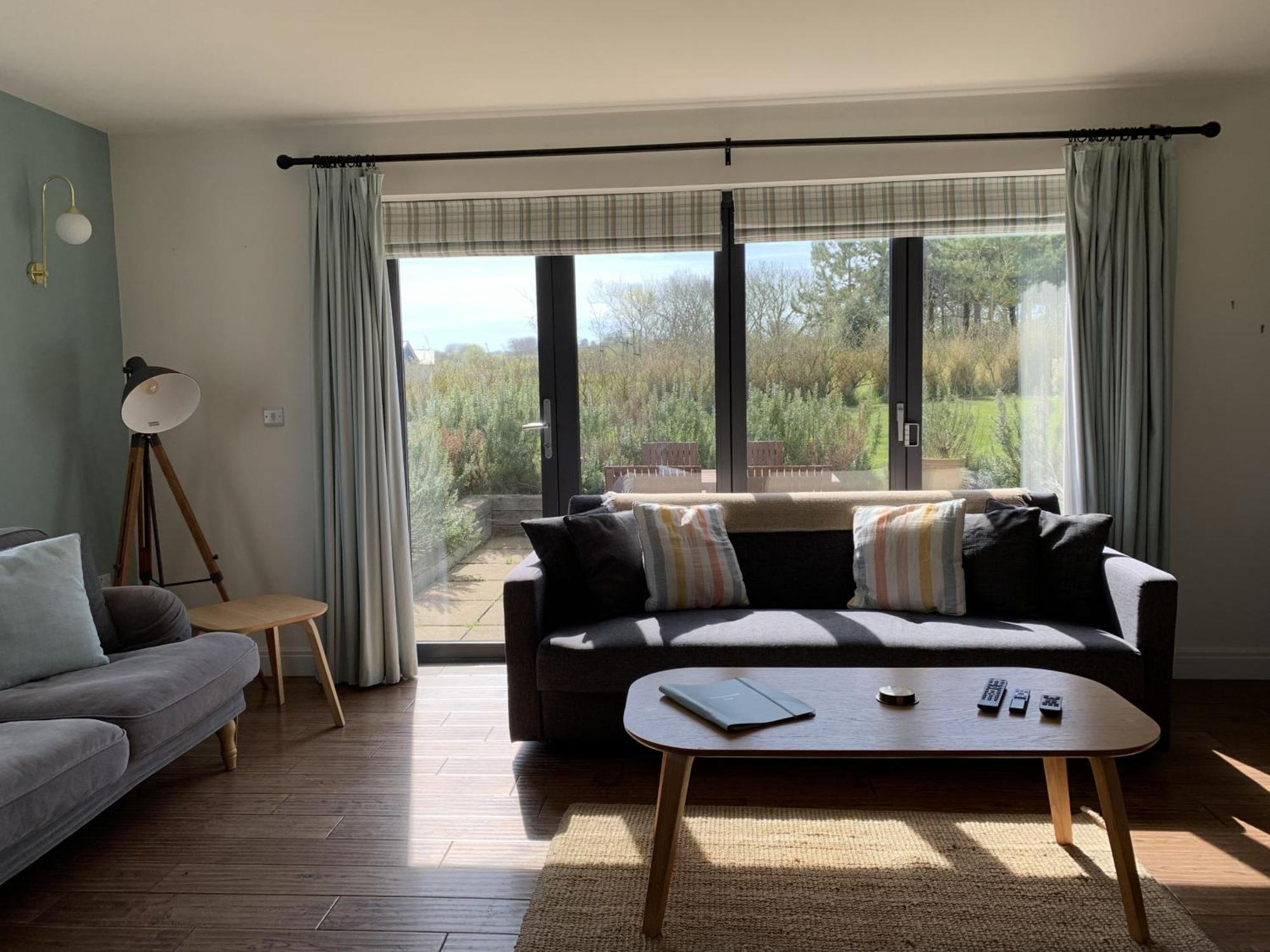 Caramel Cottage At The Bay Filey, Sleeps 6, 2 Dogs Welcome For Free Too المظهر الخارجي الصورة